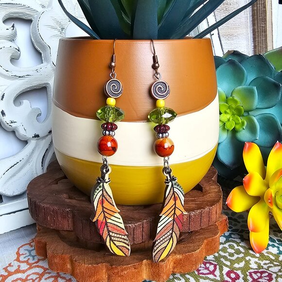 Artisan Hand Crafted Earrings, Painted Wood Feathers Beaded Pierced NWT - Picture 2 of 13